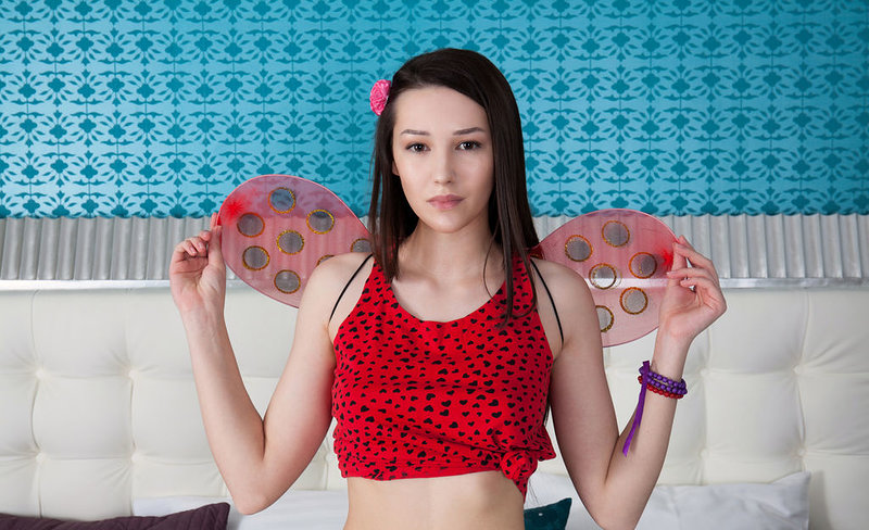 Элиз, 19 лет, 0 размер груди